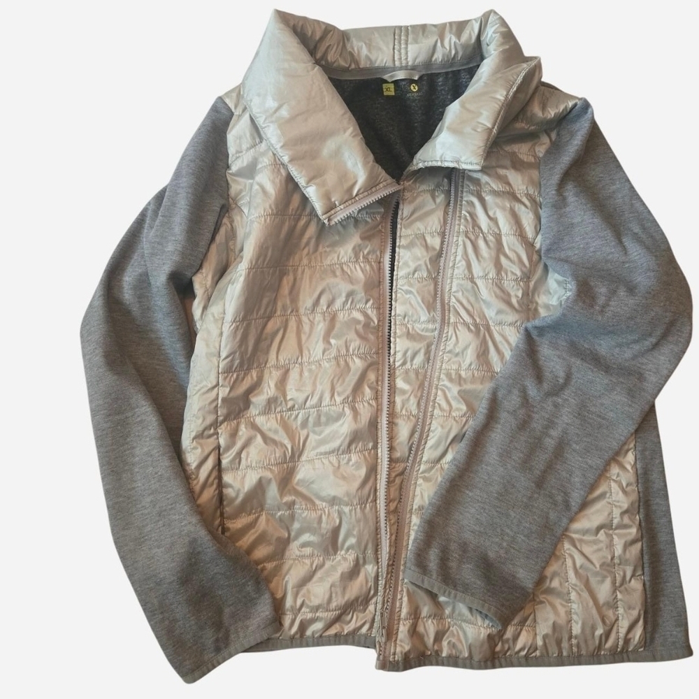 Xersion Silver and Gray Puffer Jacket
